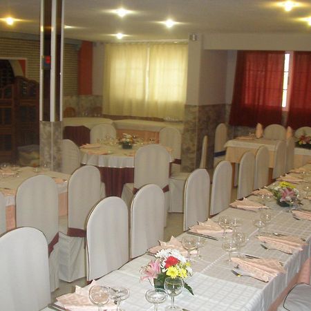 Hostal Mays Numancia de la Sagra Extérieur photo